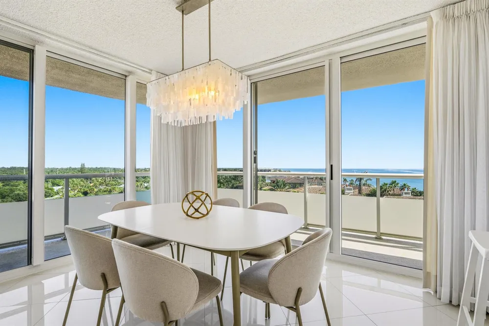 3554 Ocean Drive Vero Beach, FL 32963