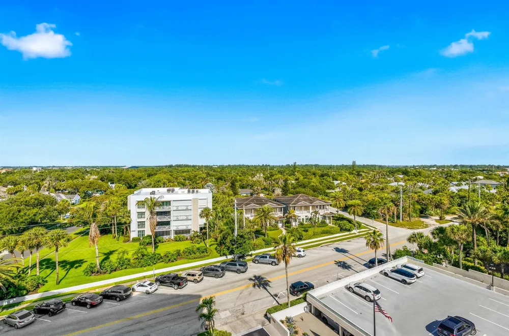 3554 Ocean Drive Vero Beach, FL 32963