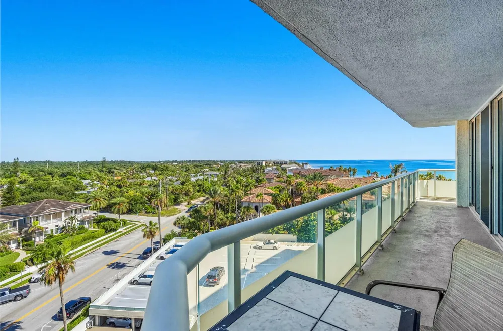 3554 Ocean Drive Vero Beach, FL 32963