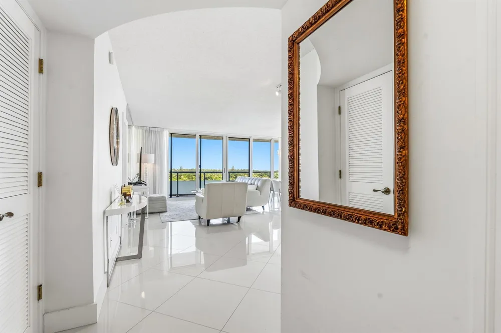3554 Ocean Drive Vero Beach, FL 32963
