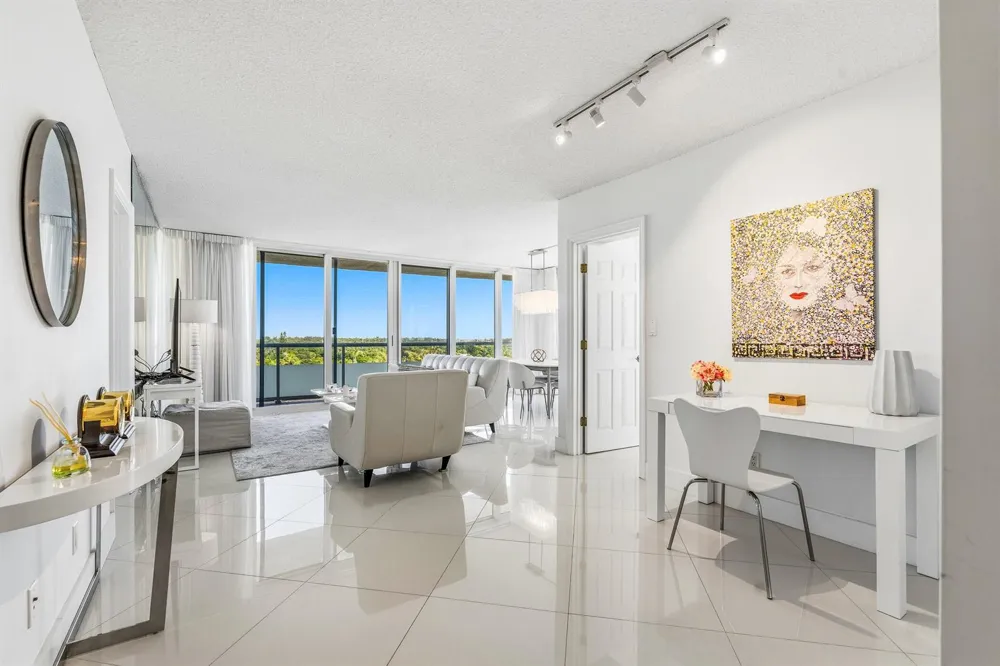 3554 Ocean Drive Vero Beach, FL 32963