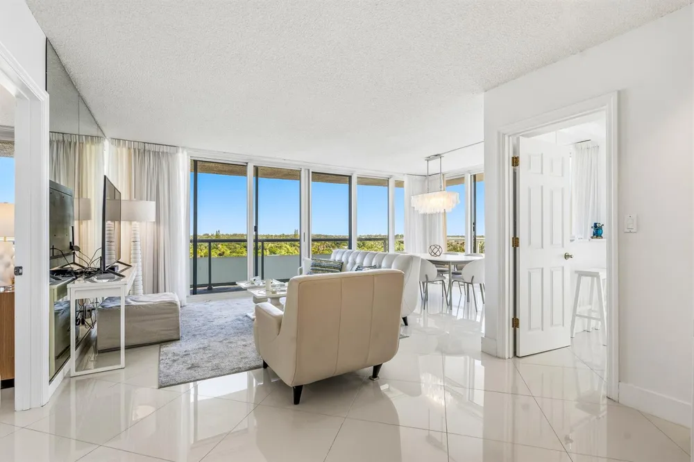 3554 Ocean Drive Vero Beach, FL 32963