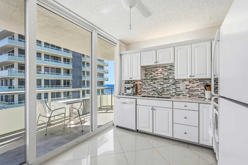 3554 Ocean Drive Vero Beach, FL 32963