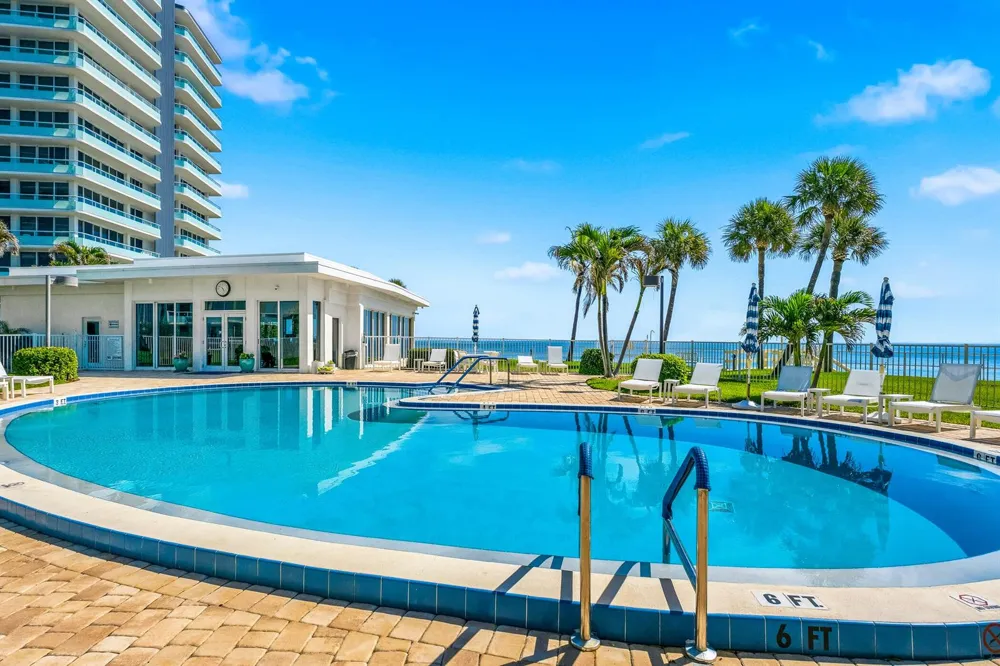 3554 Ocean Drive Vero Beach, FL 32963