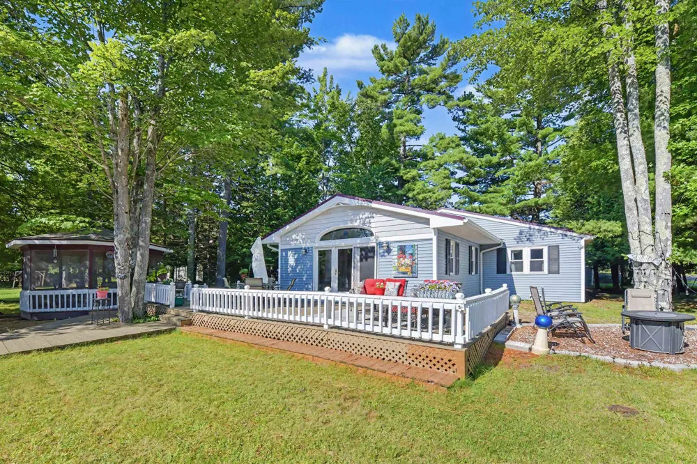 14123 Torch River Road Milton Township, MI 49676