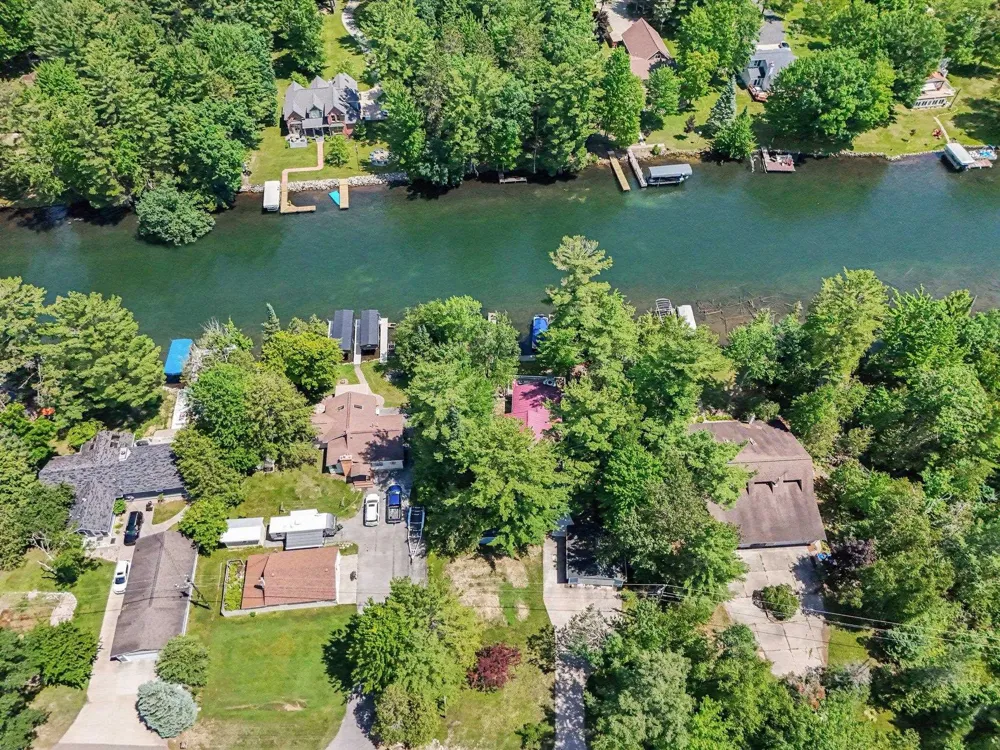 14123 Torch River Road Milton Township, MI 49676