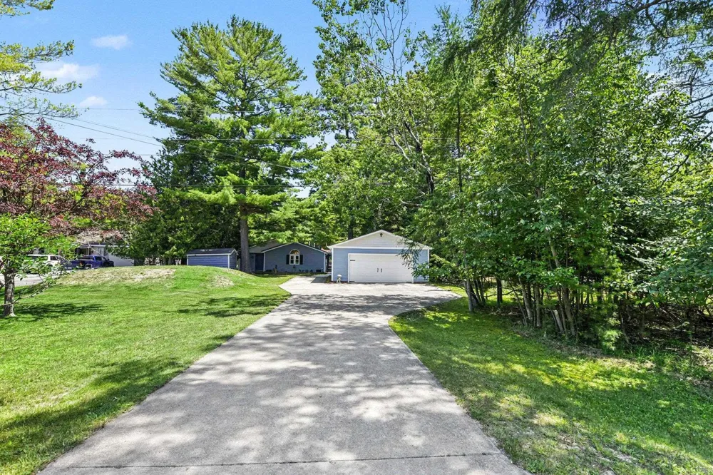 14123 Torch River Road Milton Township, MI 49676