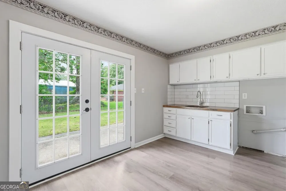 4 Lucian CIR Savannah, GA 31406