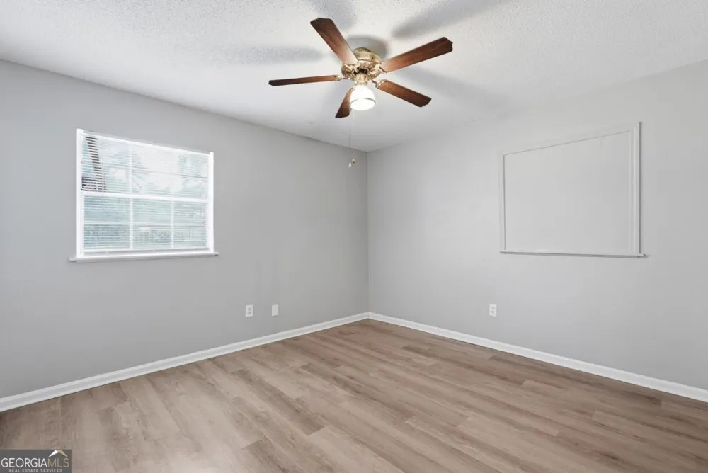 4 Lucian CIR Savannah, GA 31406