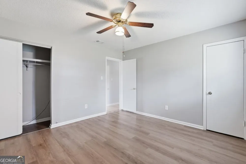 4 Lucian CIR Savannah, GA 31406