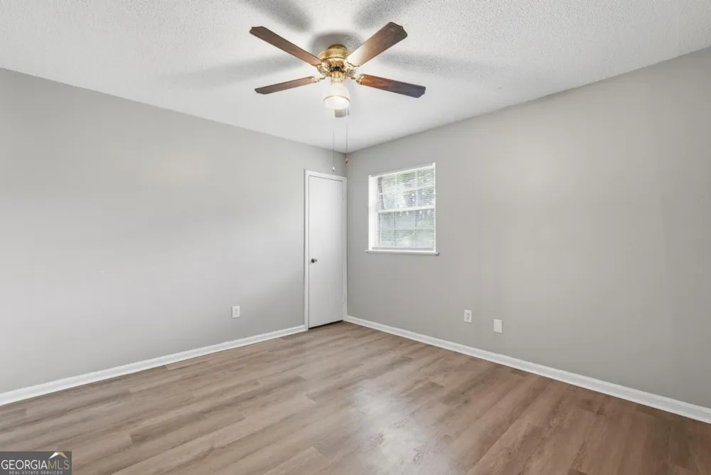4 Lucian CIR Savannah, GA 31406