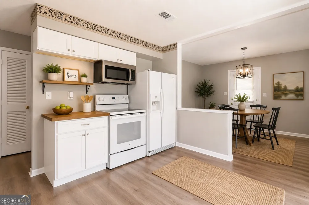 4 Lucian CIR Savannah, GA 31406