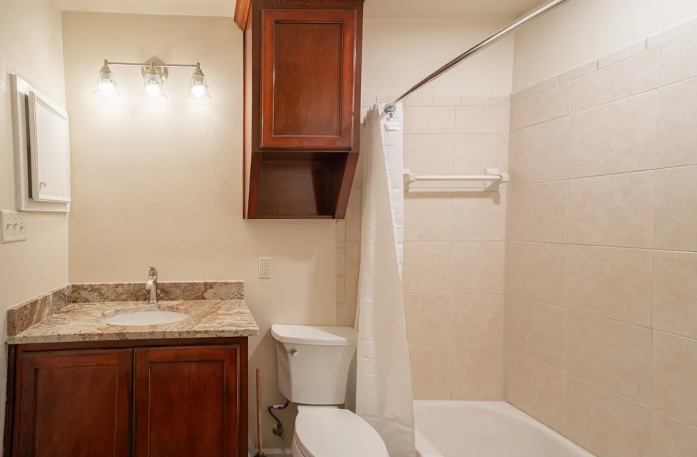 903 Kaufman Mexia, TX 76667