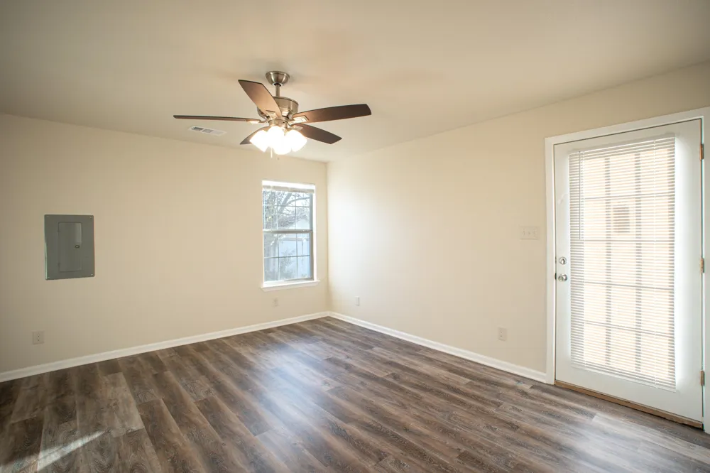 903 Kaufman Mexia, TX 76667