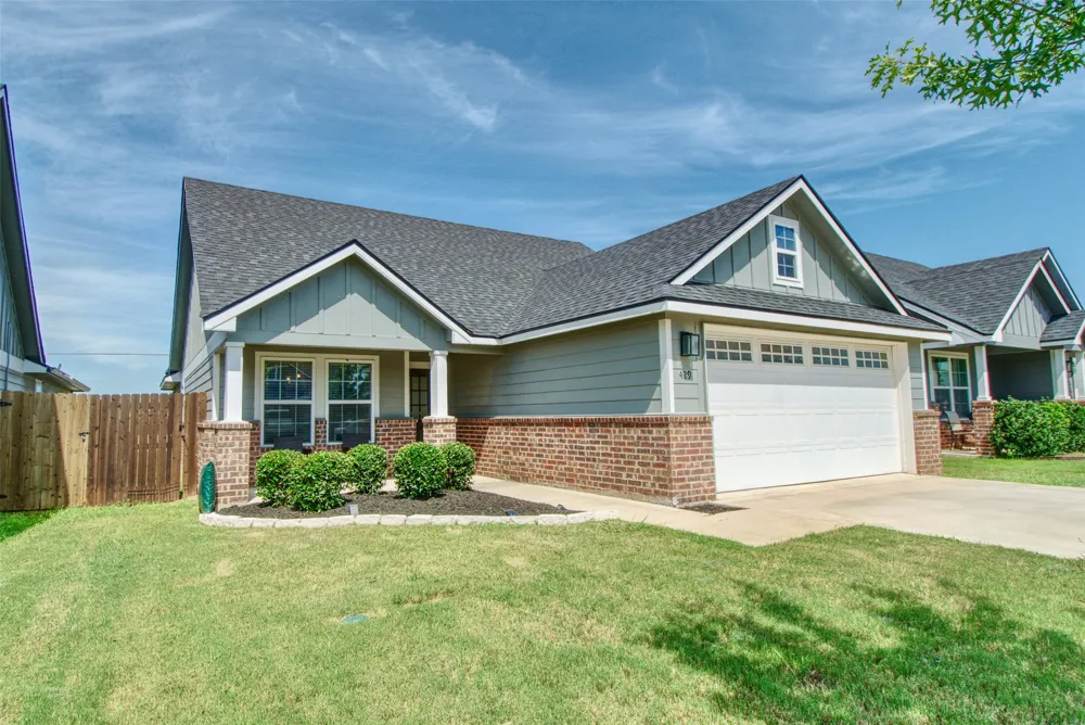 429 Travis Drive McGregor, TX 76657