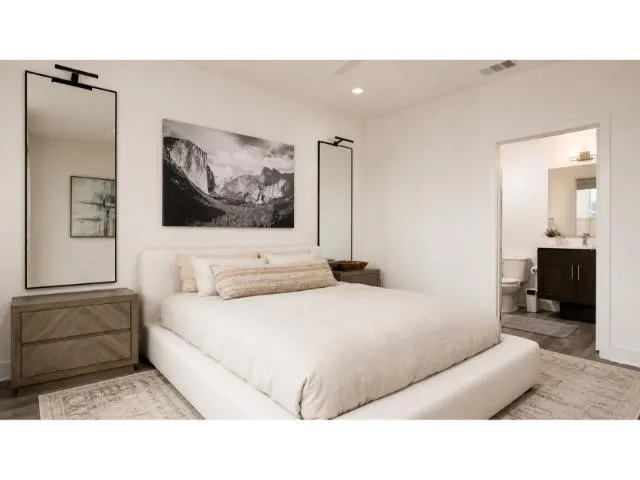 1648 Topanga Costa Mesa, CA 92627