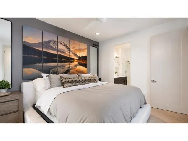 1648 Topanga Costa Mesa, CA 92627