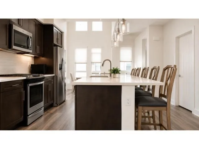 1648 Topanga Costa Mesa, CA 92627