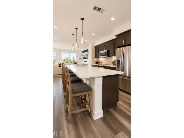1648 Topanga Costa Mesa, CA 92627