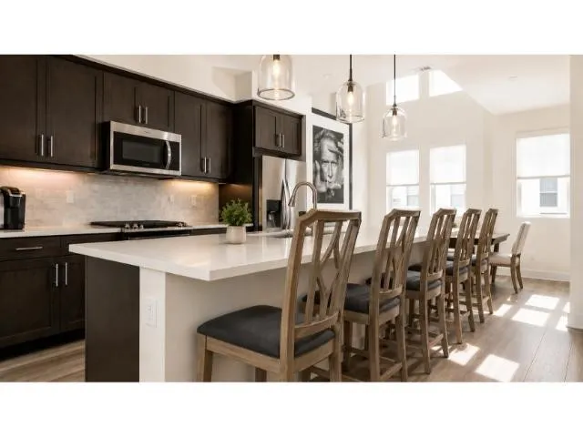 1648 Topanga Costa Mesa, CA 92627
