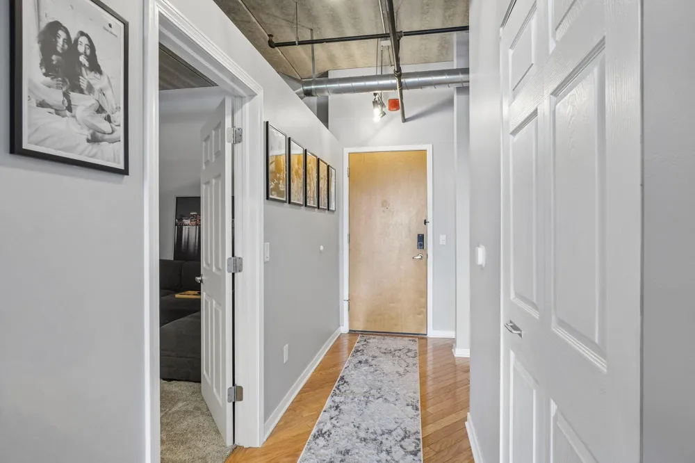 101 Curry Avenue #620 Royal Oak, MI 48067