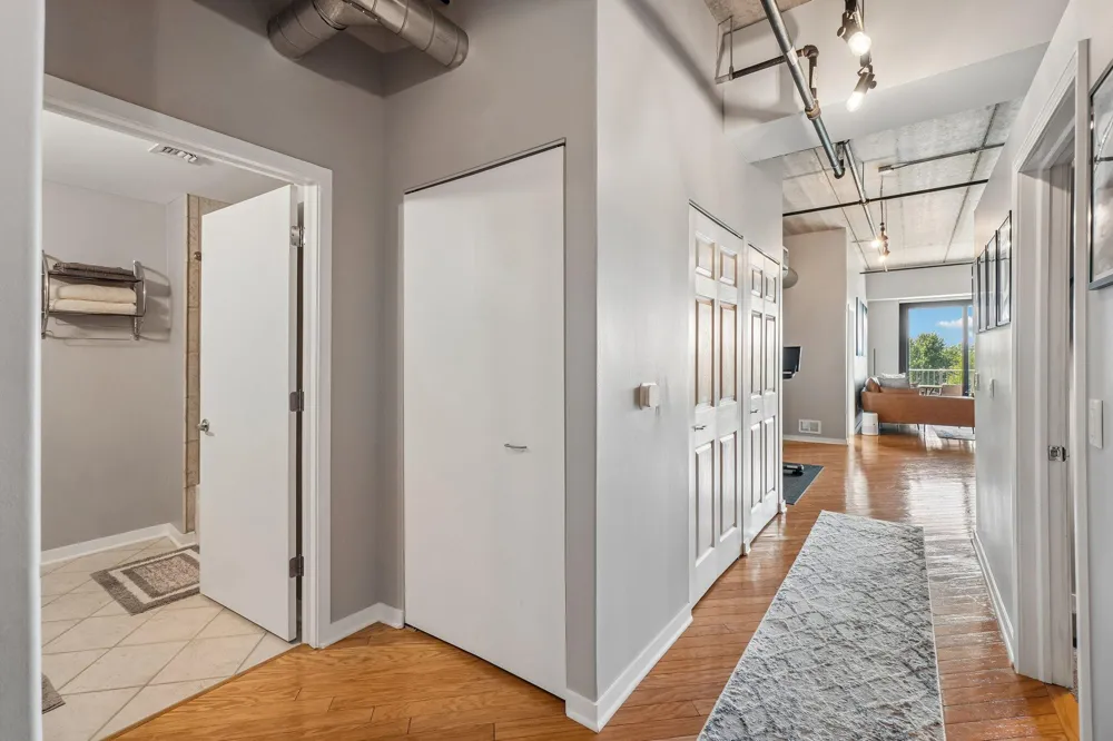 101 Curry Avenue #620 Royal Oak, MI 48067