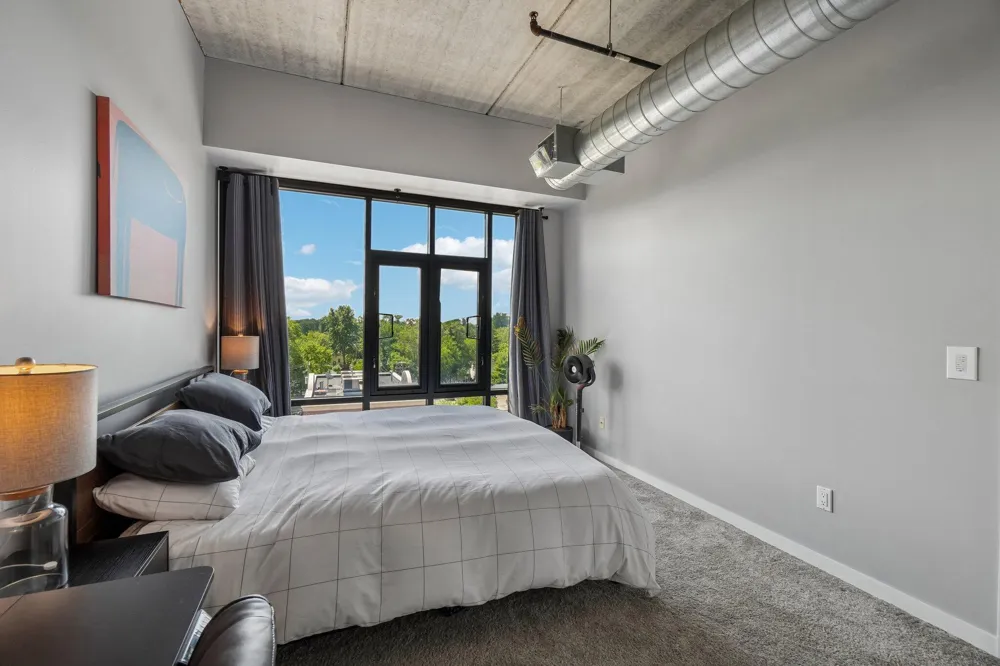 101 Curry Avenue #620 Royal Oak, MI 48067