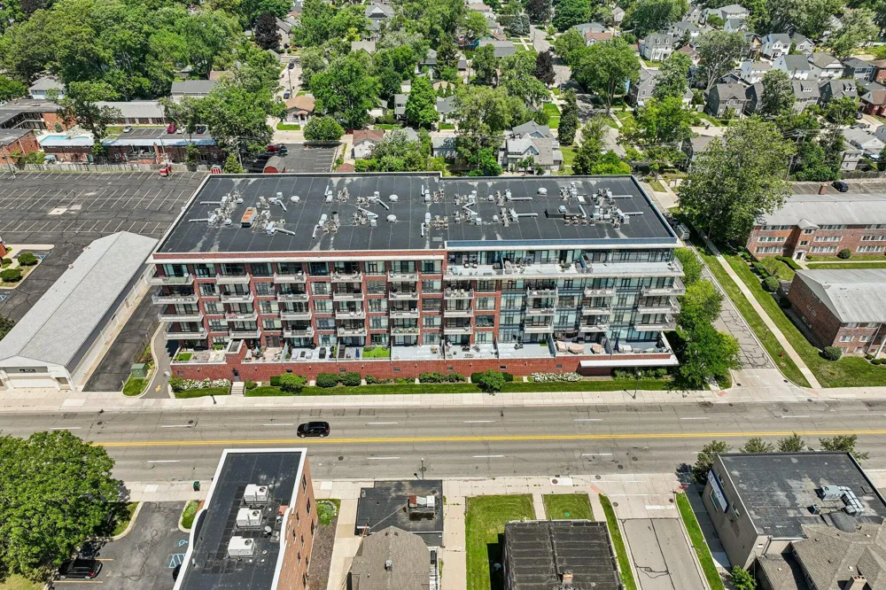 101 Curry Avenue #620 Royal Oak, MI 48067