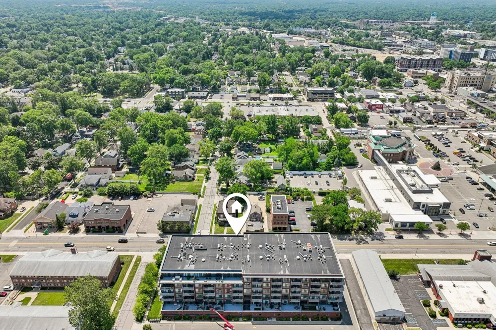 101 Curry Avenue #620 Royal Oak, MI 48067