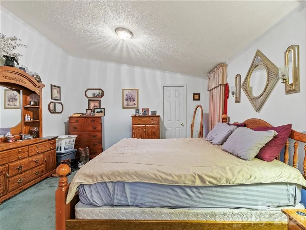 98 Cardinal Lane Burnsville, NC 28714