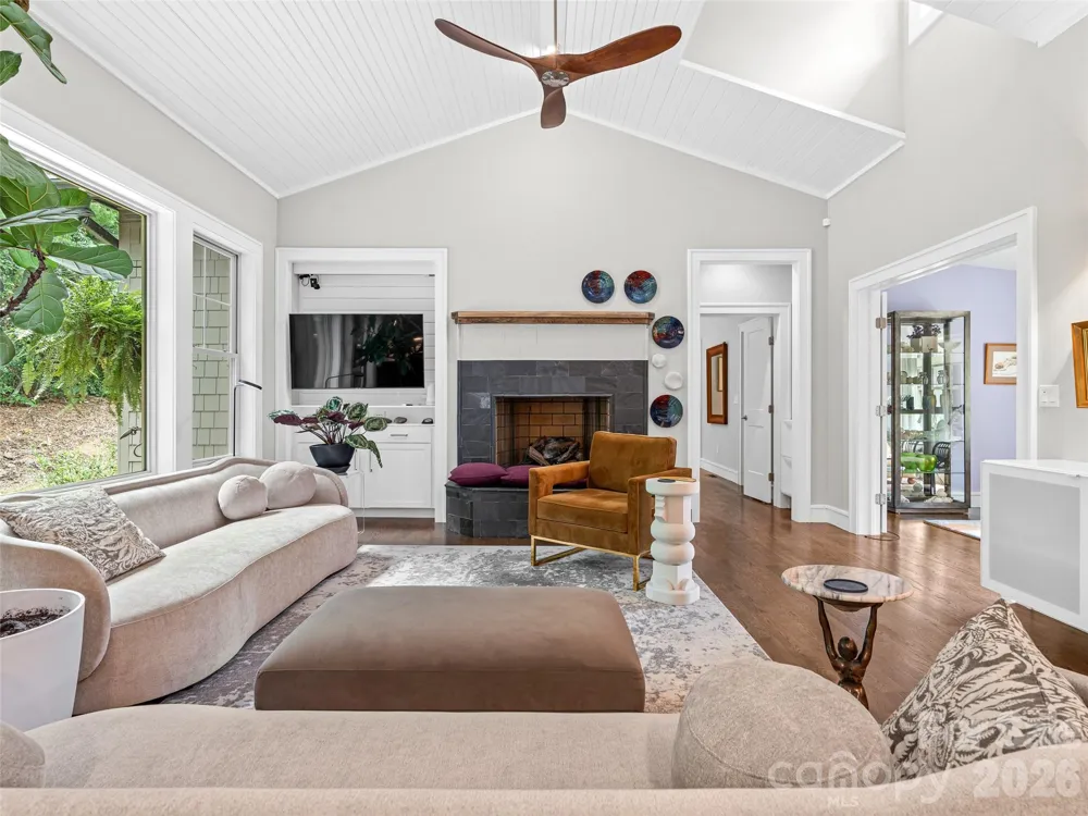 101 Glen Trillium Drive Fletcher, NC 28732