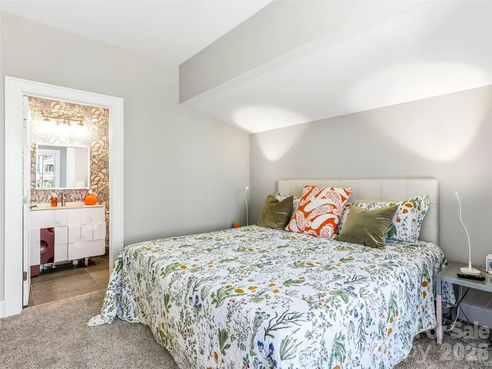 101 Glen Trillium Drive Fletcher, NC 28732