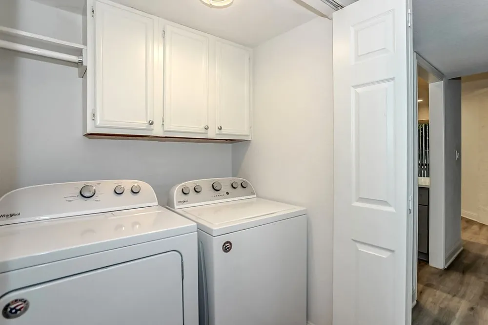 16301 Ledgemont Lane #101 Addison, TX 75001