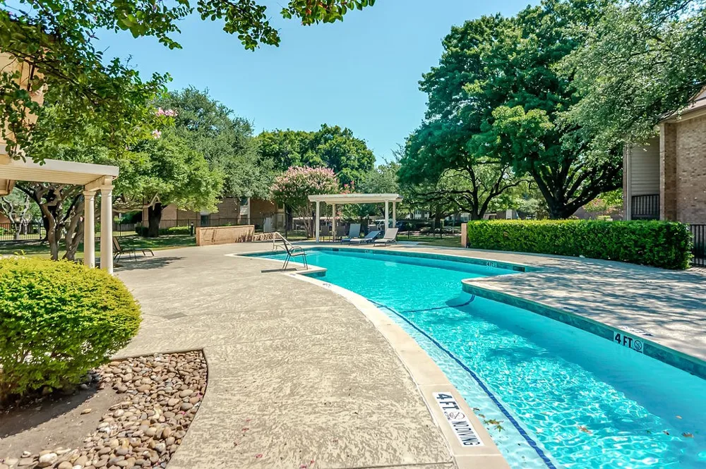 16301 Ledgemont Lane #101 Addison, TX 75001