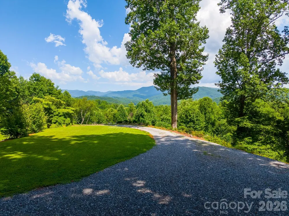 75 Mountain View Road Sylva, NC 28779