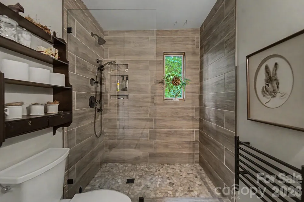 75 Mountain View Road Sylva, NC 28779