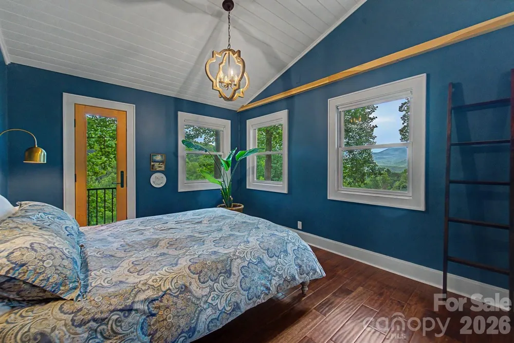 75 Mountain View Road Sylva, NC 28779