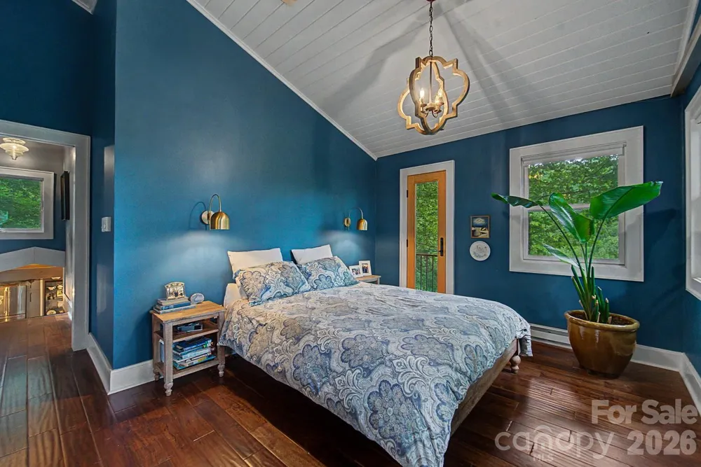 75 Mountain View Road Sylva, NC 28779