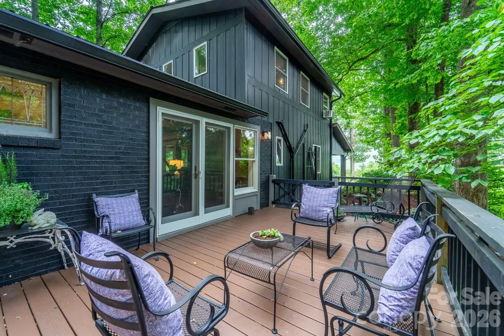 75 Mountain View Road Sylva, NC 28779