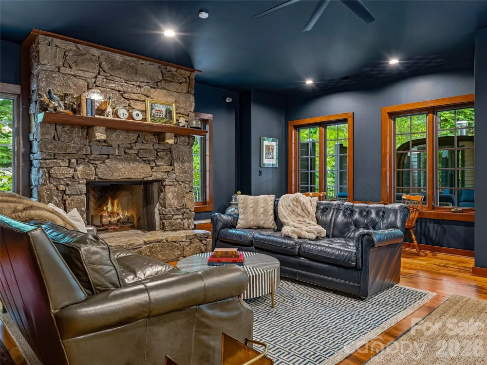 907 Kells Blue Court Biltmore Lake, NC 28715