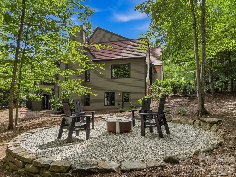 907 Kells Blue Court Biltmore Lake, NC 28715