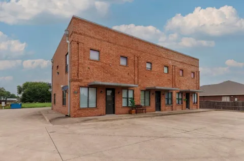 202 W Jefferson Street #100