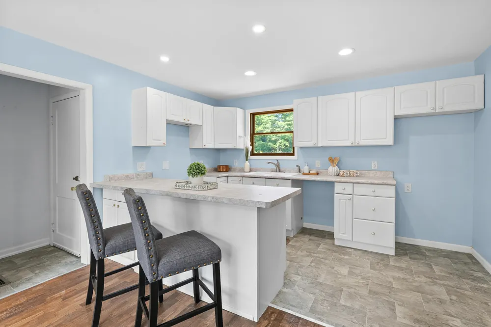 56776 Red Arrow Highway Lawrence, MI 49064