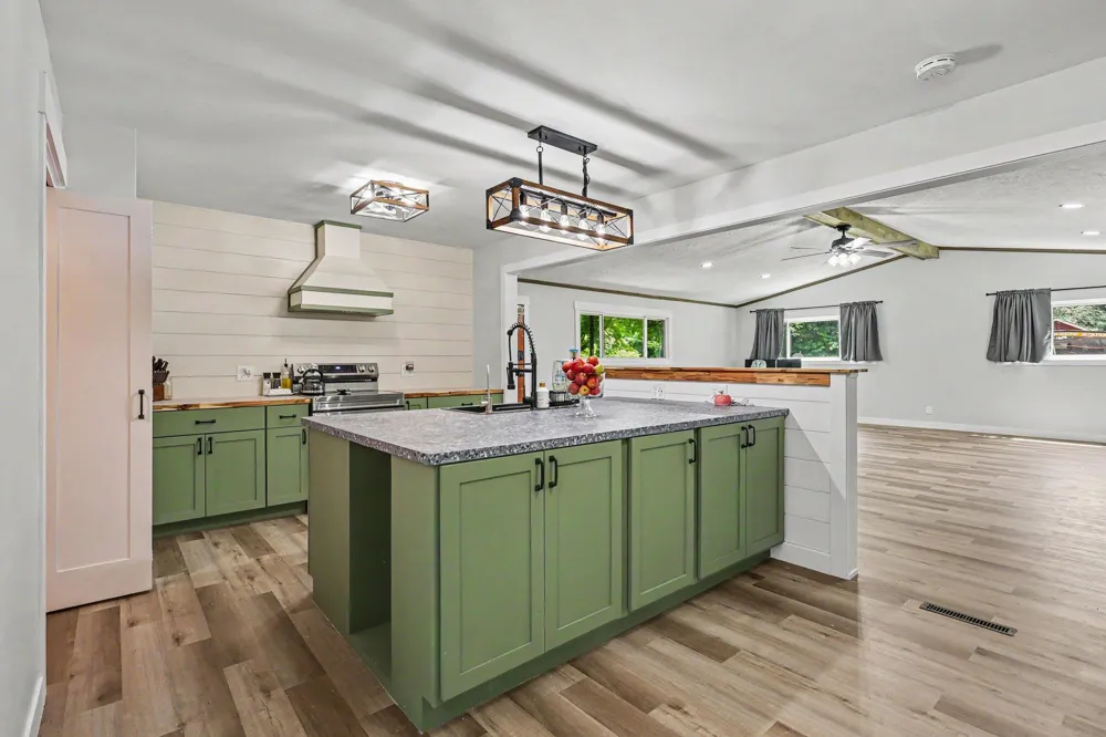 965 Victor Avenue Laketon Township, MI 49445