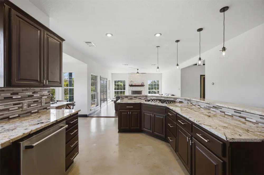 720 Spring Creek Road Florence, TX 76527