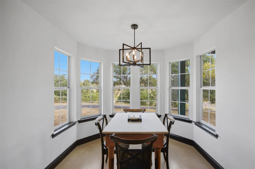 720 Spring Creek Road Florence, TX 76527