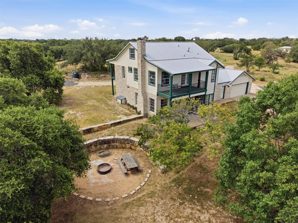 720 Spring Creek Road Florence, TX 76527