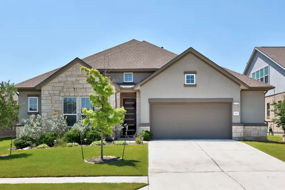 3821 Raven Caw Pass Pflugerville, TX 78660