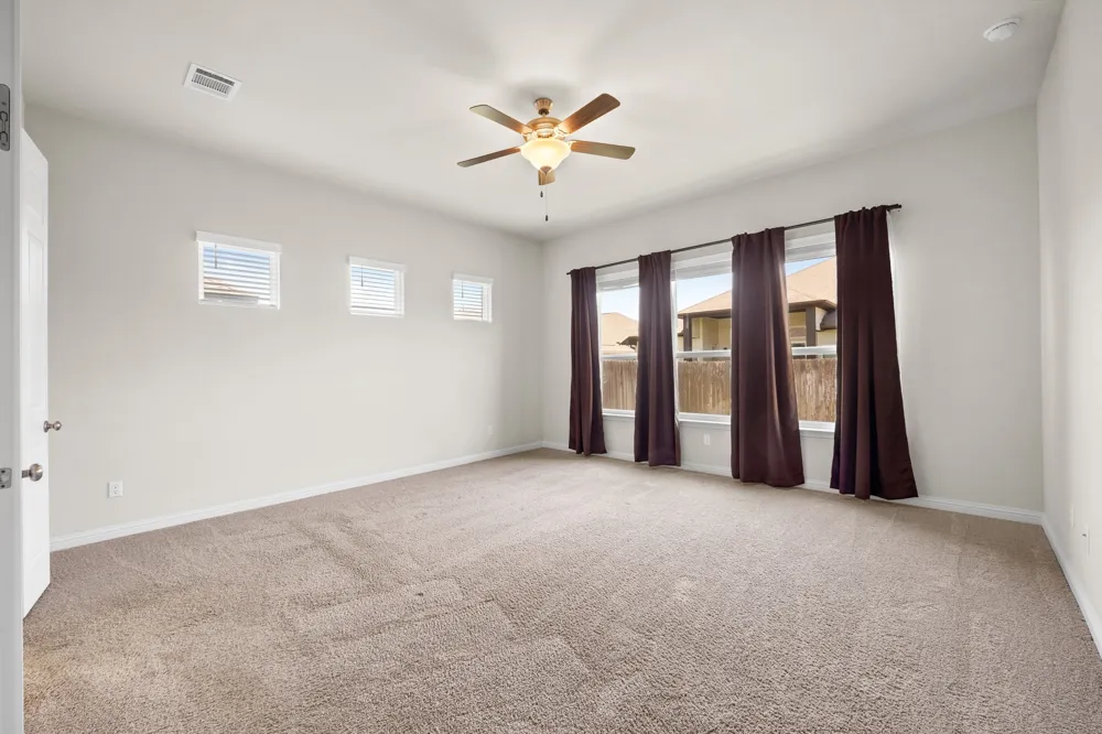 3821 Raven Caw Pass Pflugerville, TX 78660