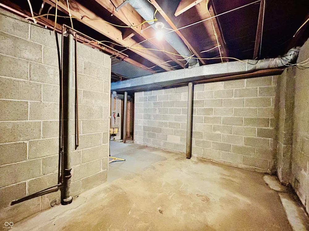 307 Greenwood Avenue Greencastle, IN 46135